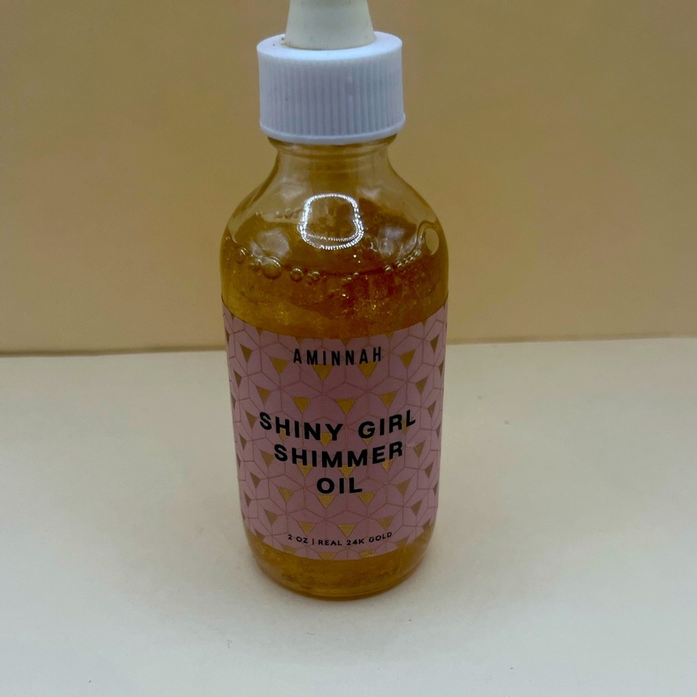 Shimmer oil